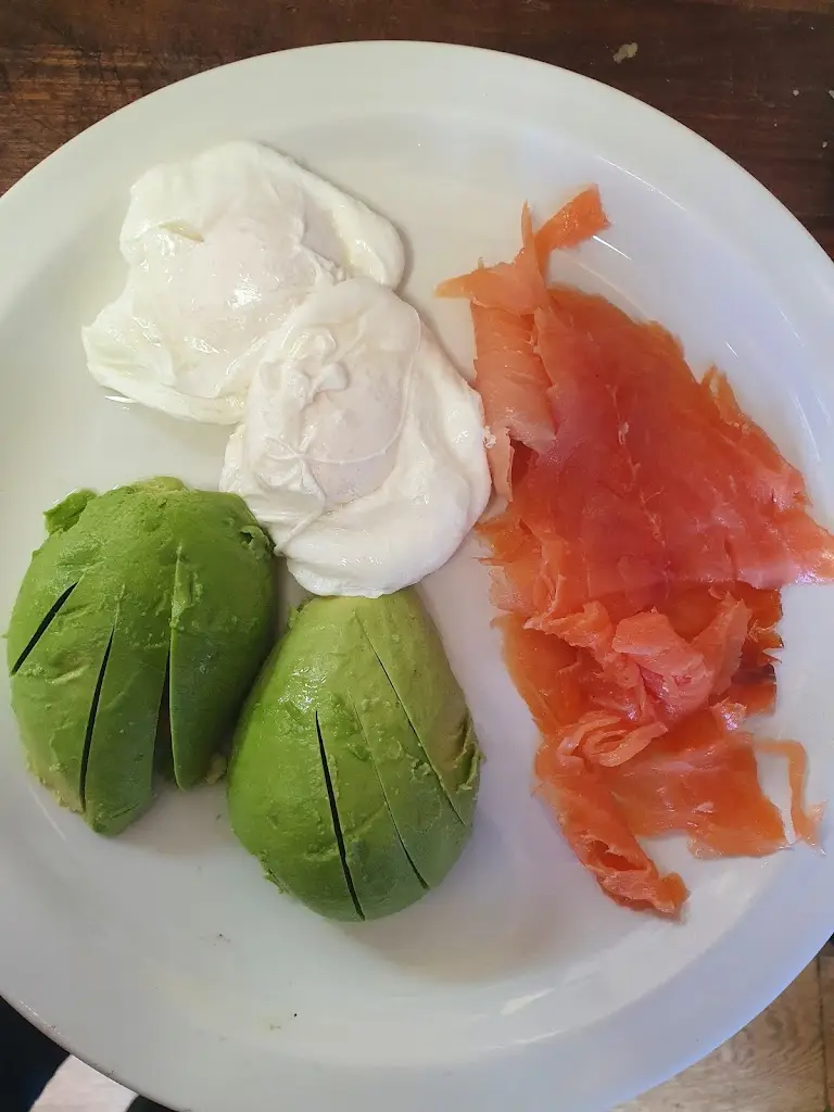 Menu_Dollys Diner_Longfield_image_5