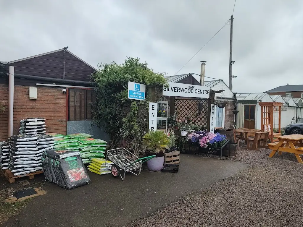 Simon W_Silverwood Diner, Outdoor catering & Shops_Long Sutton_review