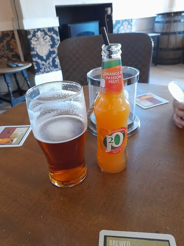 Churchhills Bar_Long Sutton_slider_image_3