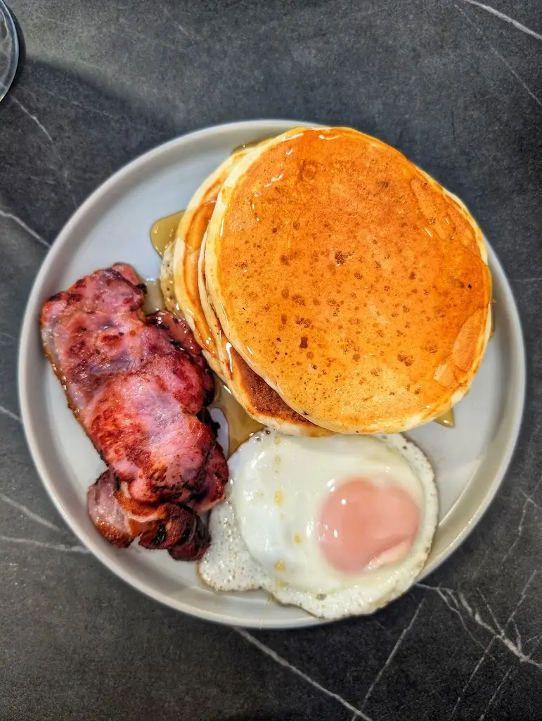 Christopher Jones_Thea Coffee House & Deli Food_Long Sutton_review