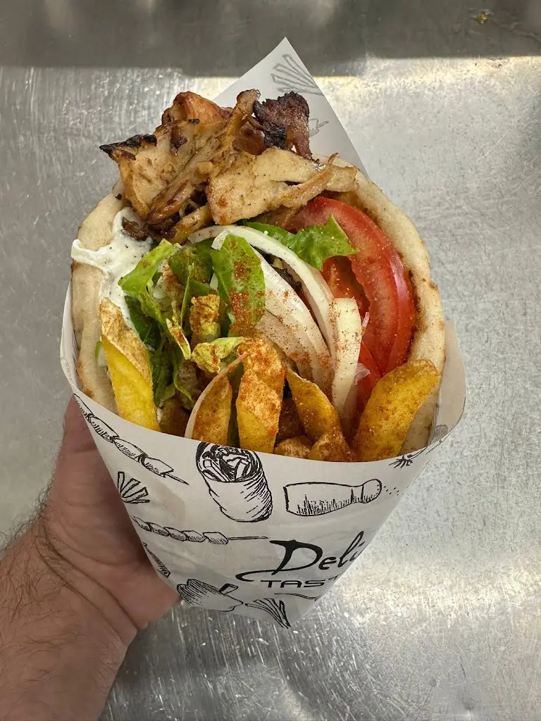 Thea Coffee House & Deli Food Restaurant in Long Sutton