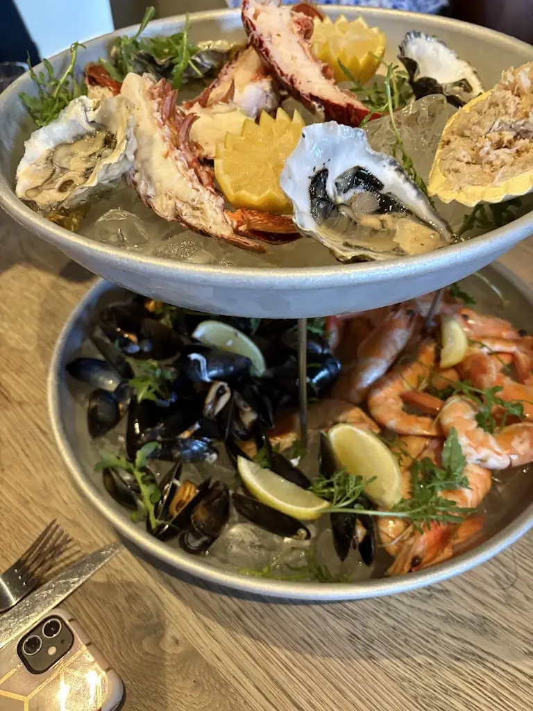 Darran Taylor-cross_The Derby Arms_Longridge_review