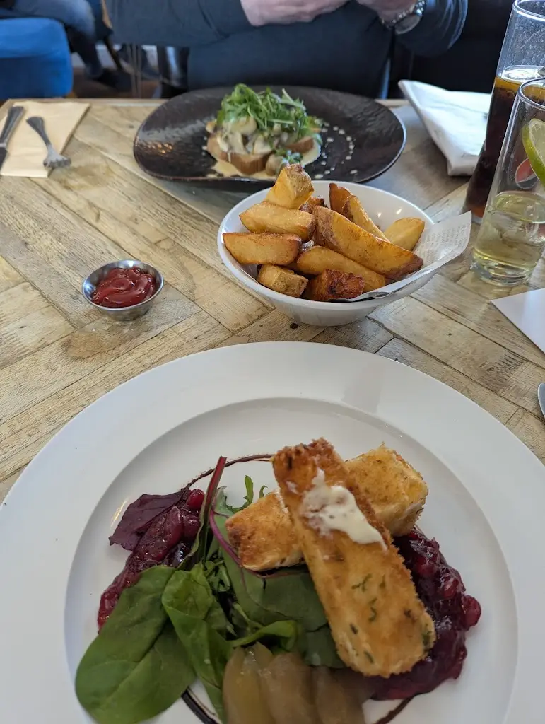 Janeta Watts_Angel & Harlequin Bistro_Barlborough_review