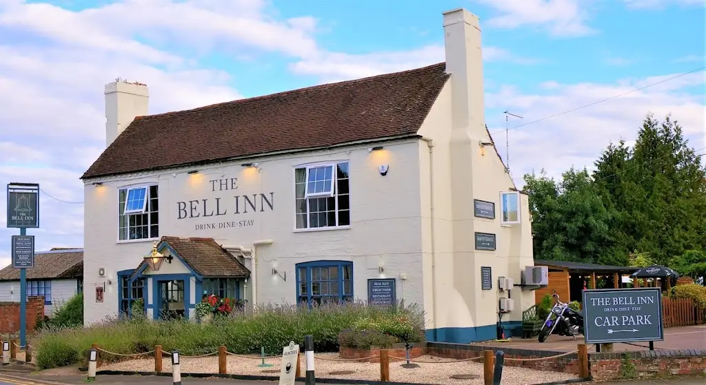 The Bell Inn Broadheath restaurant in Lower Broadheath