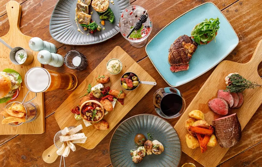 The Dewdrop_Lower Broadheath_slider_image_2