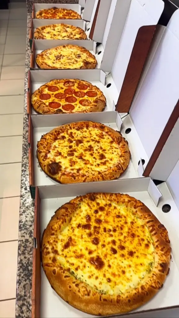 Seagull Fish Bar Pizza and Kebab_Barlborough_slider_image_2