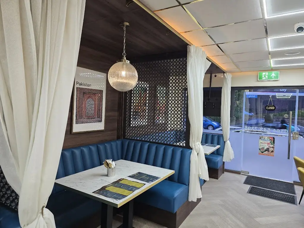 Yakoob’s Lahori Street Food & Grill_Longsight_slider_image_1