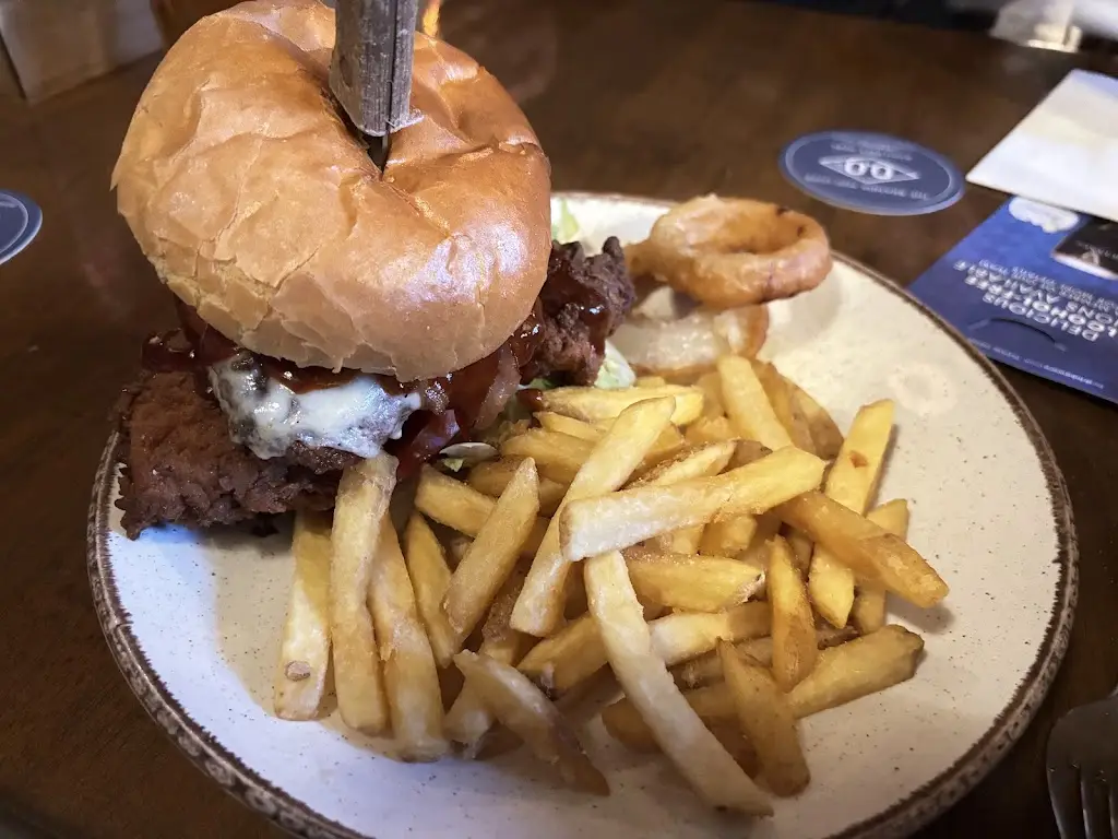 Kirsty Warner_Ye Olde Reine Deer Inn_Adderbury_review