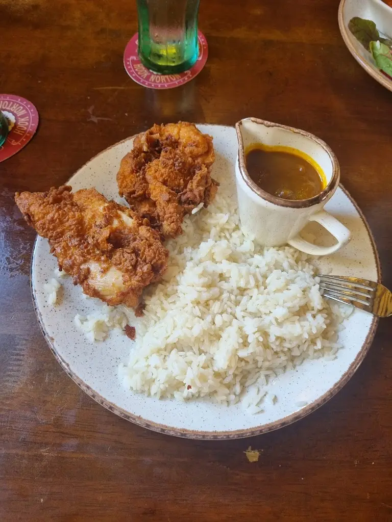 Vladimir Homola_Ye Olde Reine Deer Inn_Adderbury_review