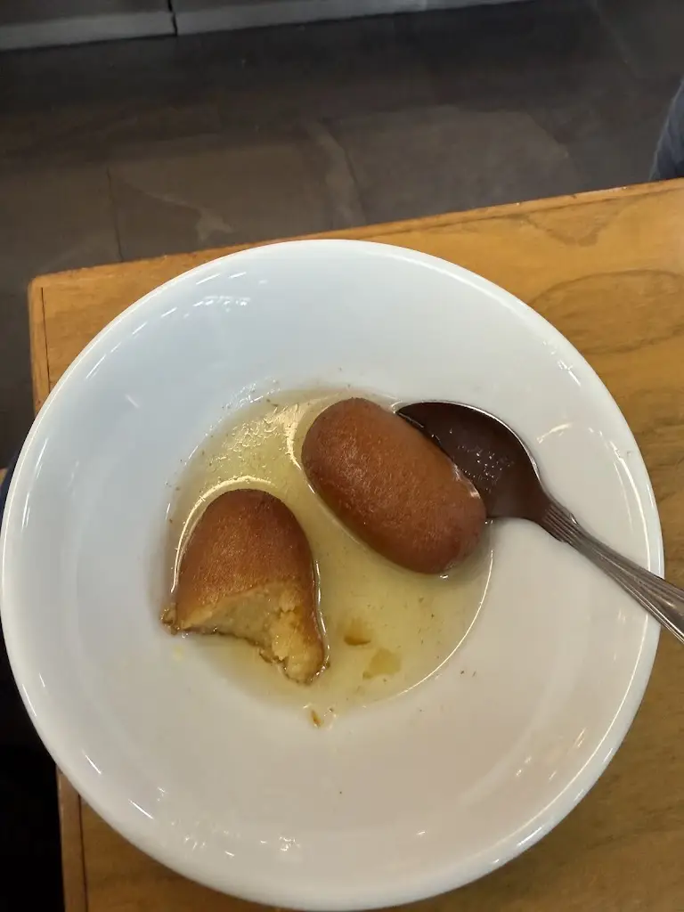 Pawandeep Singh Maniktala_Sanam Sweet House & Restaurant_Longsight_review