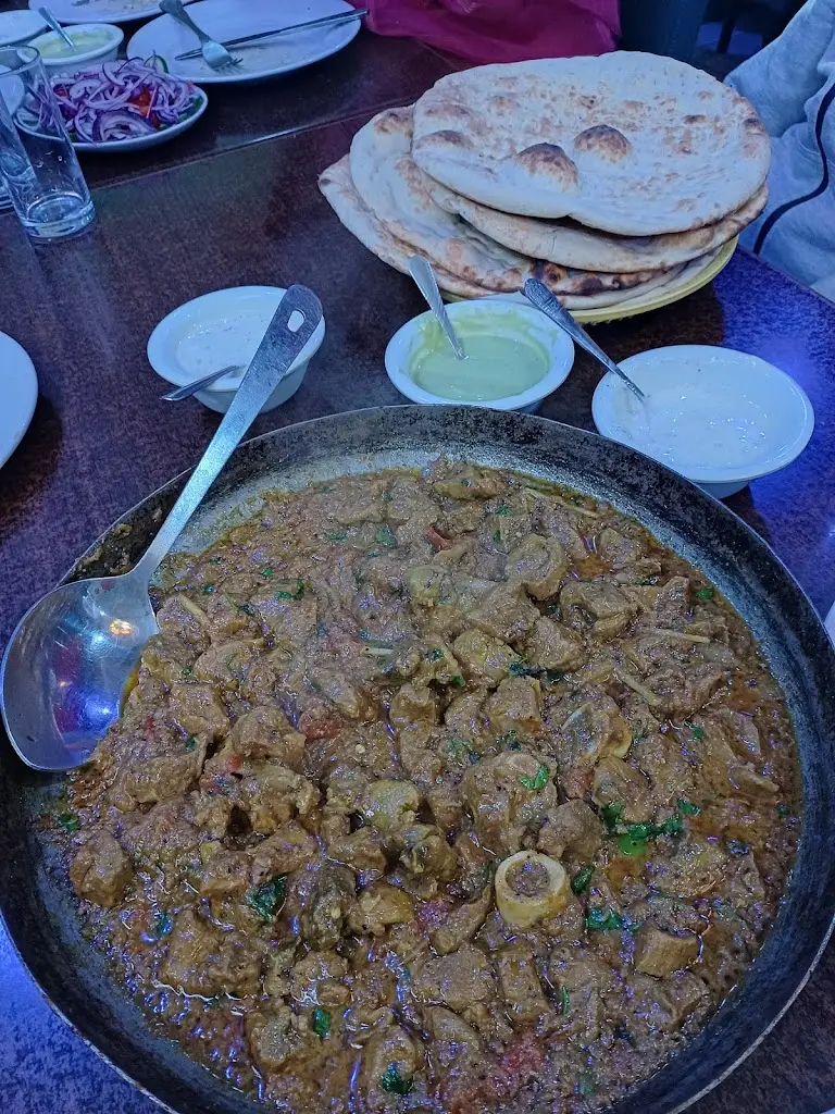 NABEEL ISLAM SALAM FATIMA_Lahori Karahi Manchester_Longsight_review