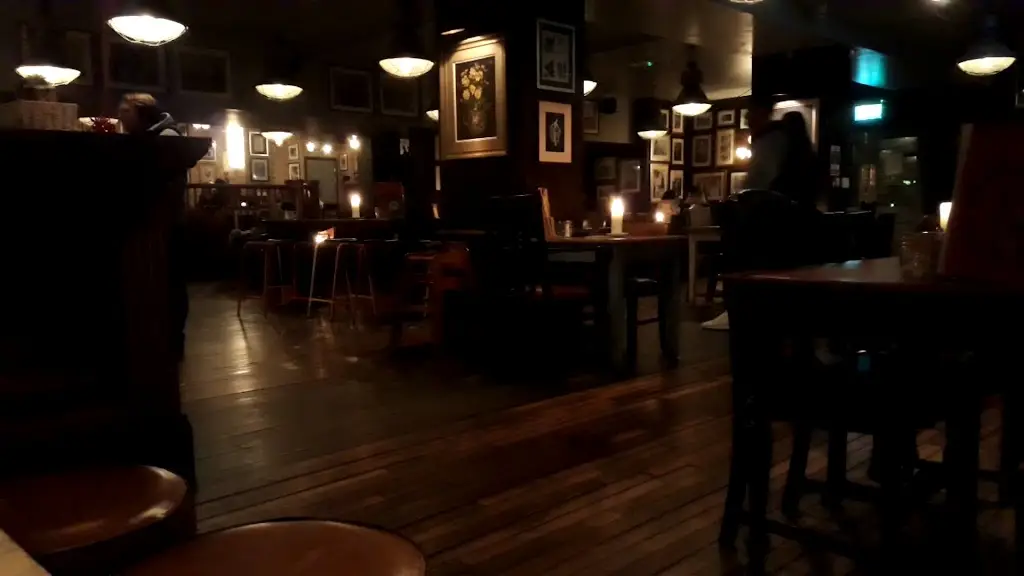 Centro Lounge_Loughborough_slider_image_2