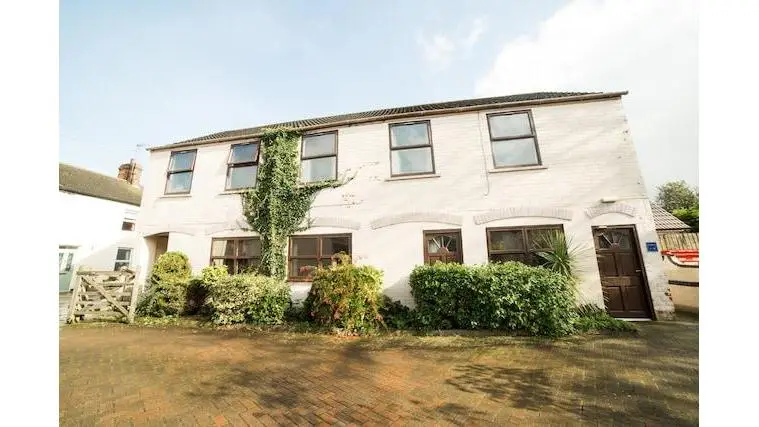 The Whistle And Flute_Barnetby le Wold_slider_image_3