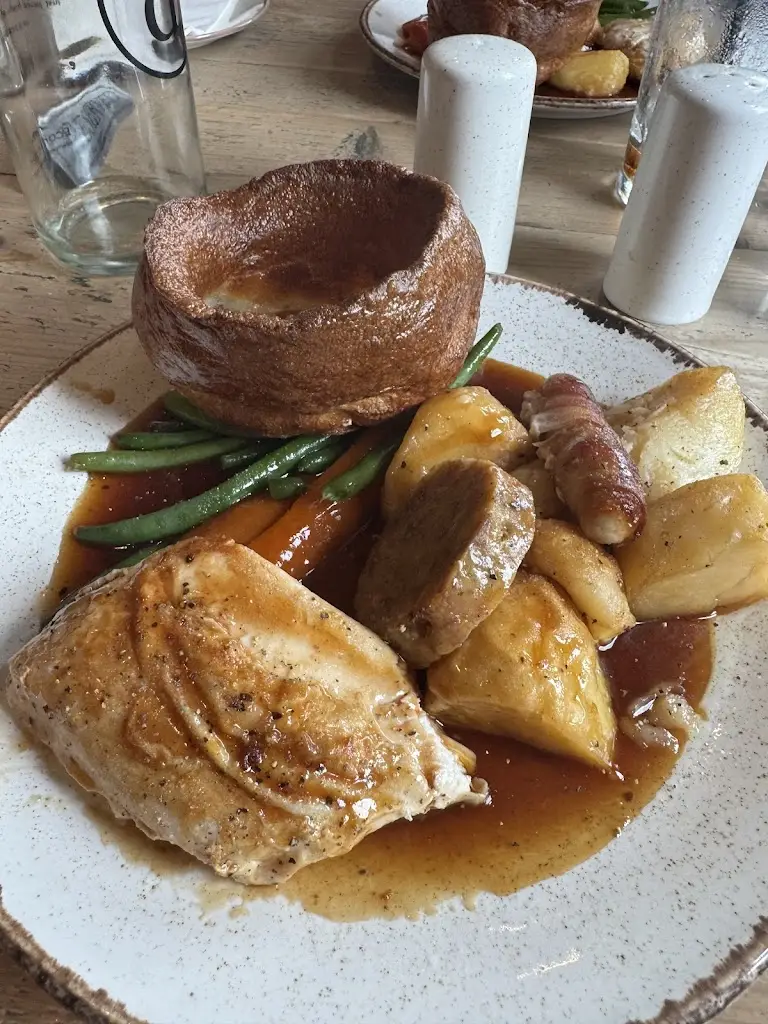 SImran Kaur_The Priory_Loughborough_review