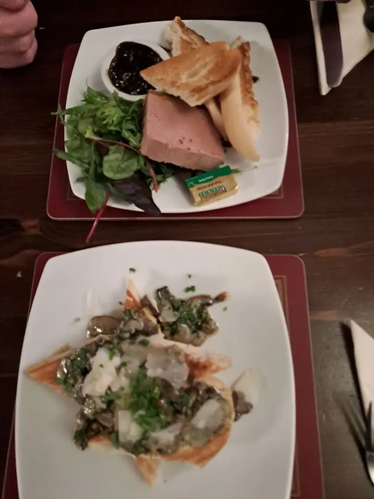 Menu_Crown and Anchor, Hereford_Lugwardine_image_9