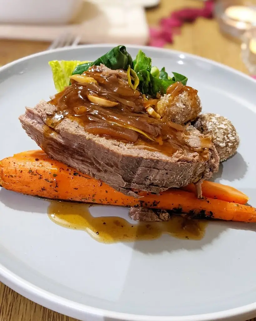 Restormel Kitchen_Lostwithiel_slider_image_2