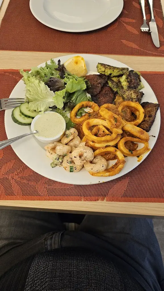 Marcus_Sunny Spice_Lostwithiel_review