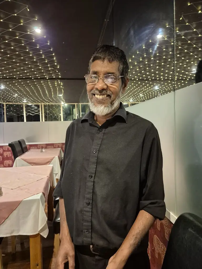 Aaron Hoilett_Moonlight Tandoori_Lostwithiel_review