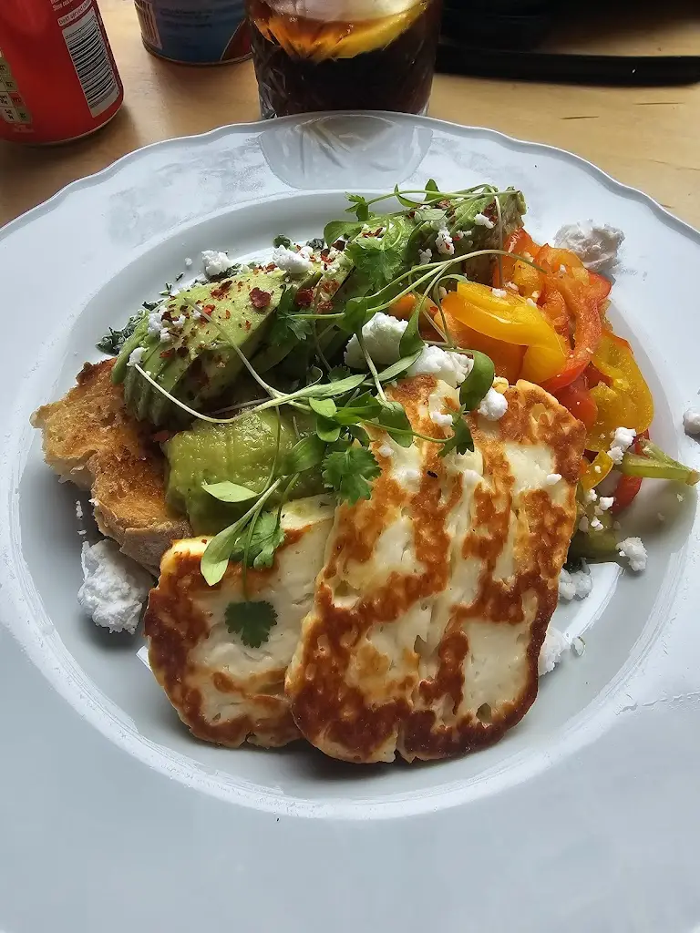 cassy oneill_The Mess Hall_Lostwithiel_review