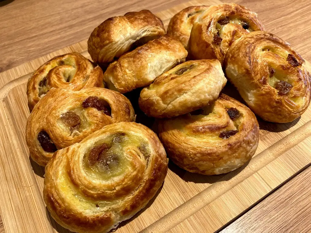 Menu_White Light Crystals And Coffee_Lostwithiel_image_4