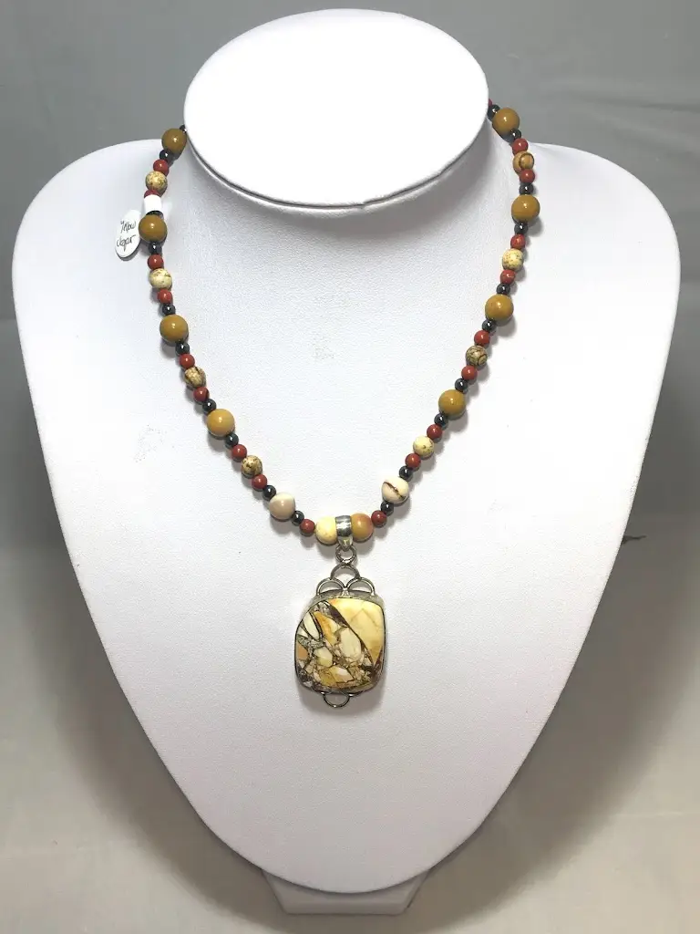 White Light Crystals And Coffee_Lostwithiel_slider_image_3