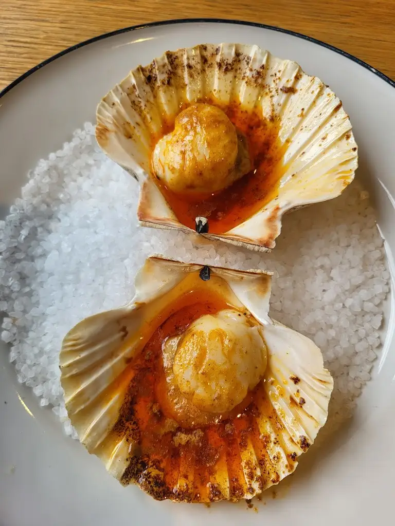 Charlotte McHugh_The Sardine Factory Looe_Looe_recensione