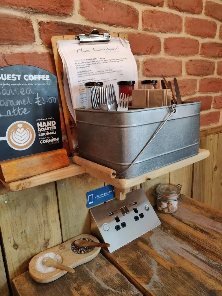 Menu_The Lookout_Looe_image_2