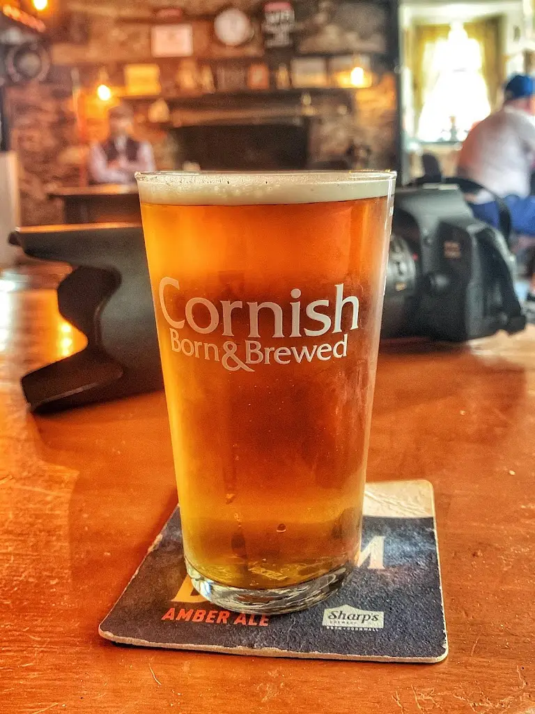 The Fishermans Arms_Looe_slider_image_3