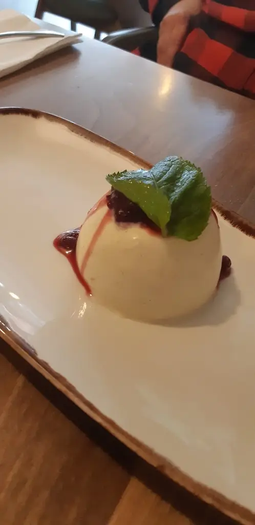 Menu_Villaggio Restaurant 🇮🇹_Barnet_image_9