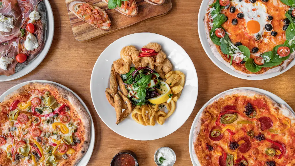 La Bocca Looe_Looe_slider_image_2