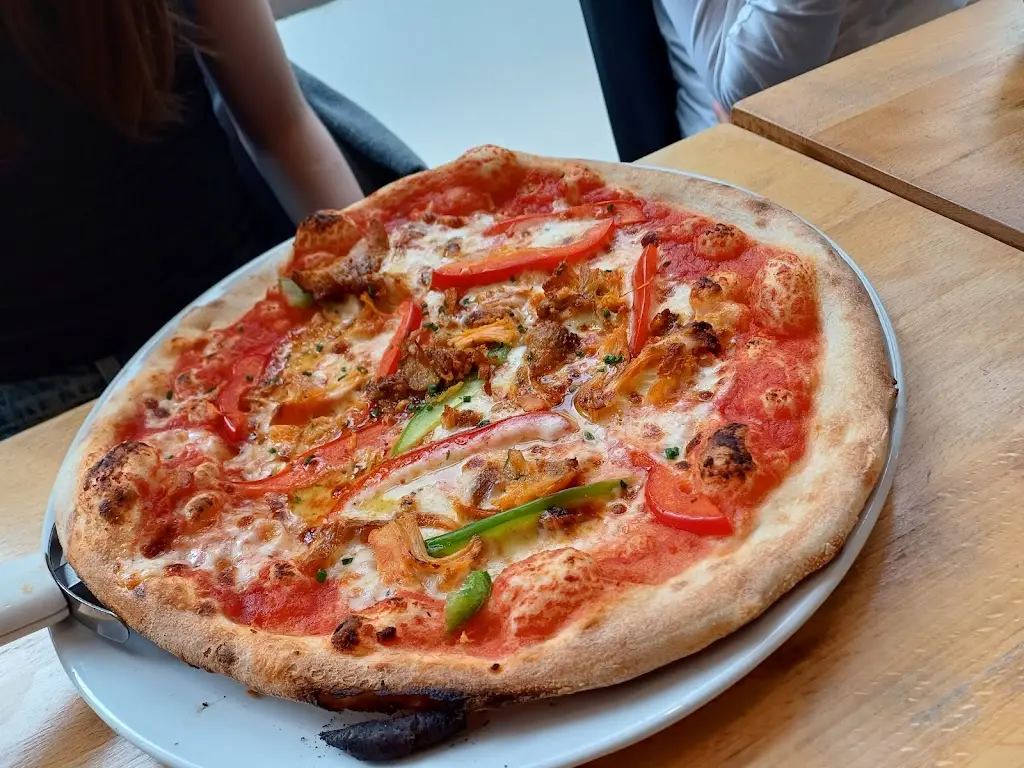 La Bocca Looe_Looe_slider_image_3