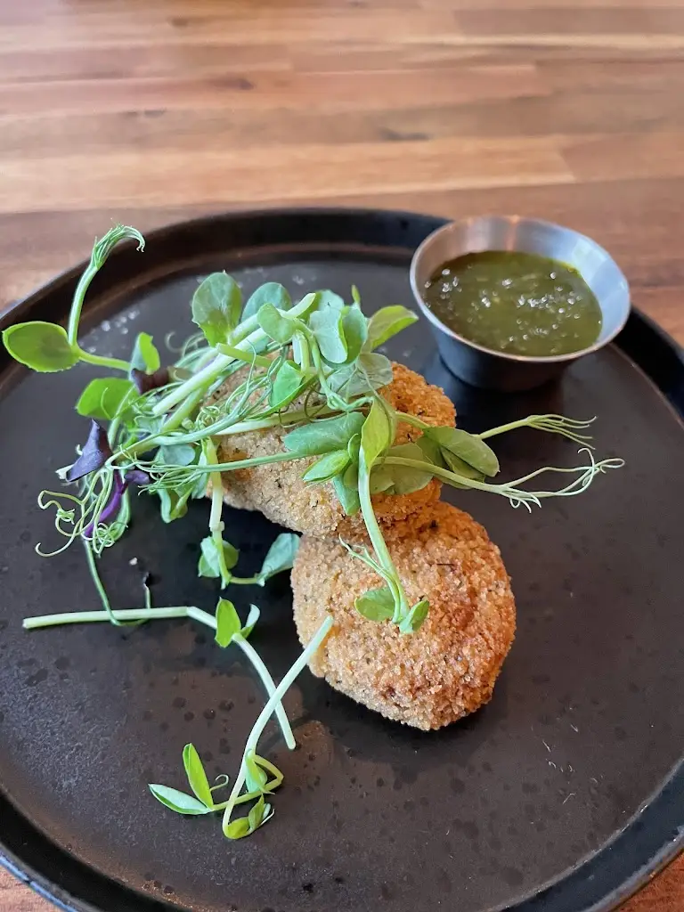 John Reid_Vieta_Lutterworth_review