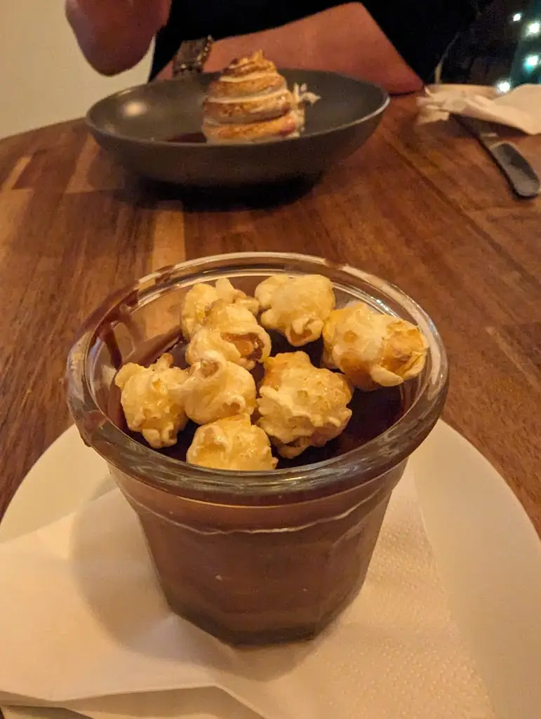 Martin Bloor_Vieta_Lutterworth_review