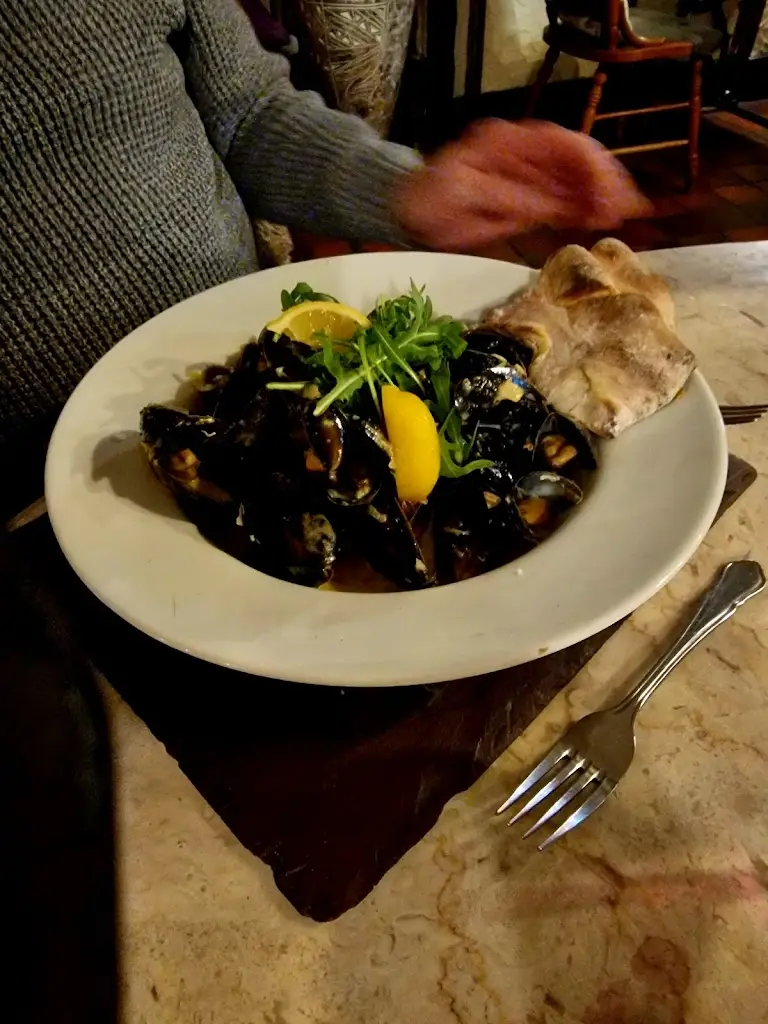 Menu_Cheikho's CV. V V. M V_Lutterworth_immagine_5