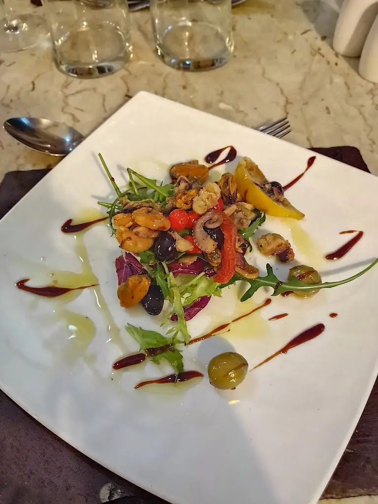 Menu_Cheikho's CV. V V. M V_Lutterworth_immagine_6