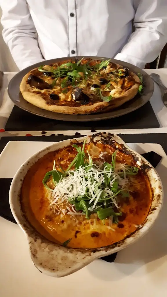 Menu_Cheikho's CV. V V. M V_Lutterworth_immagine_8