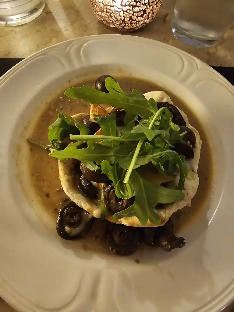 Aneta Zych_Cheikho's CV. V V. M V_Lutterworth_recensione