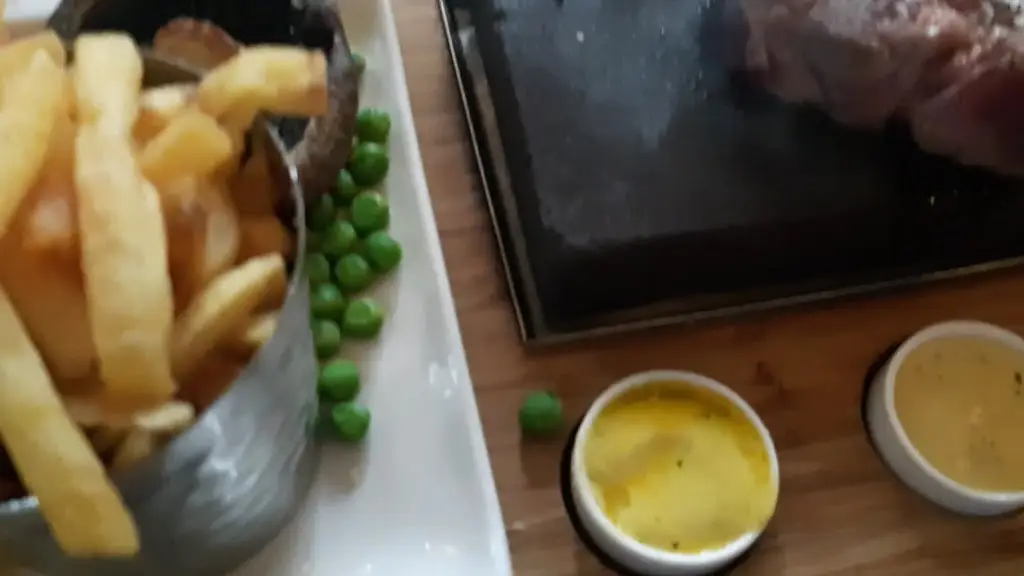 Inn on the Green_Lower Kingswood_slider_image_2