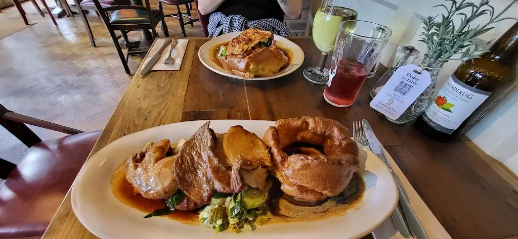 Menu_The Chequers_Lower Kingswood_image_5