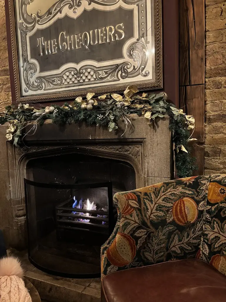 Claire B_The Chequers_Lower Kingswood_review