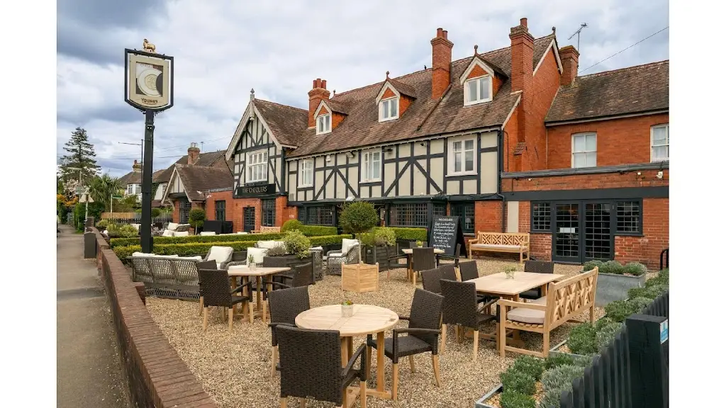 The Chequers restaurant in Lower Kingswood