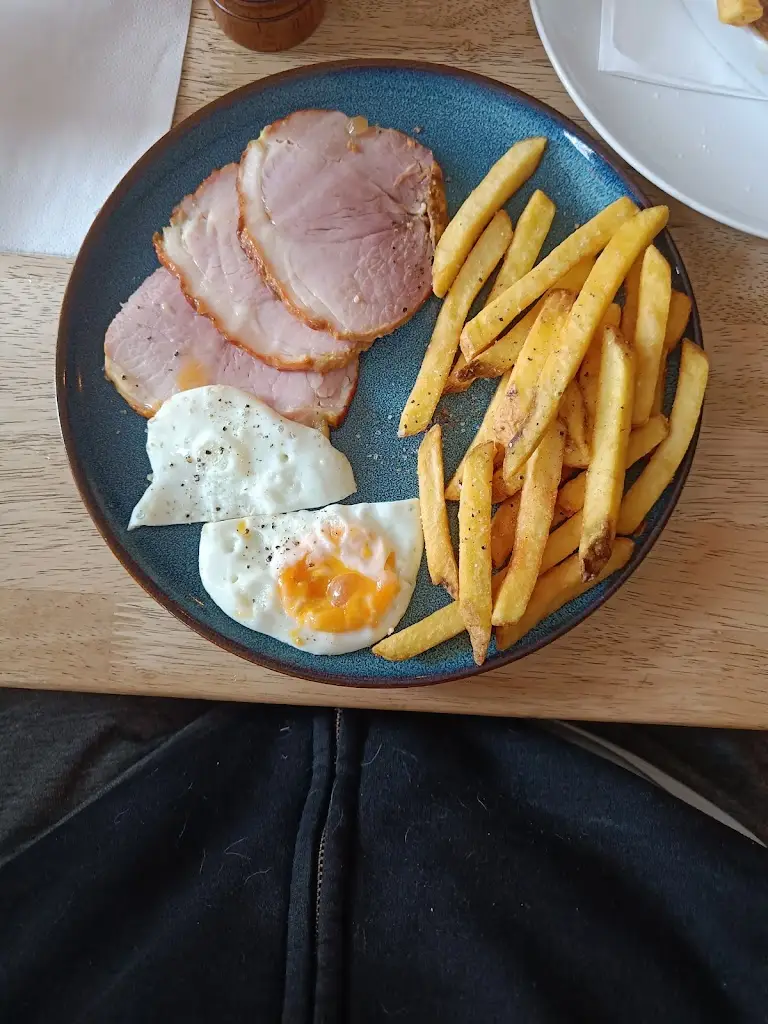 Menu_The Sportsman_Lower Kingswood_image_7