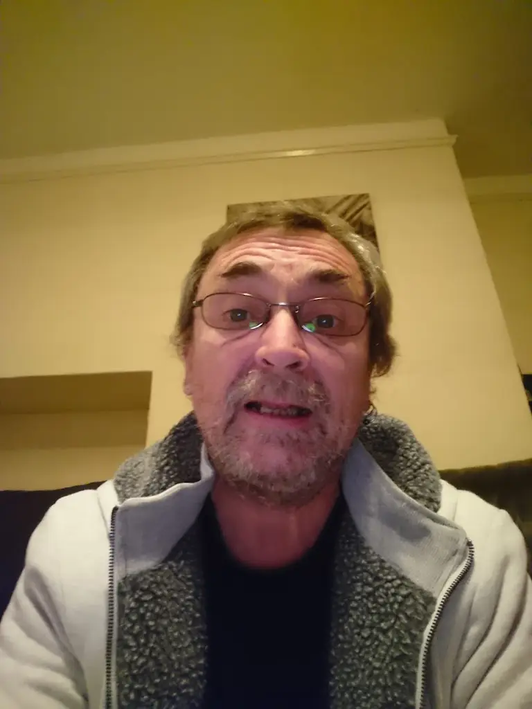 Peter Dodgson_Lower Kingswood Social Club_Lower Kingswood_Bewertung