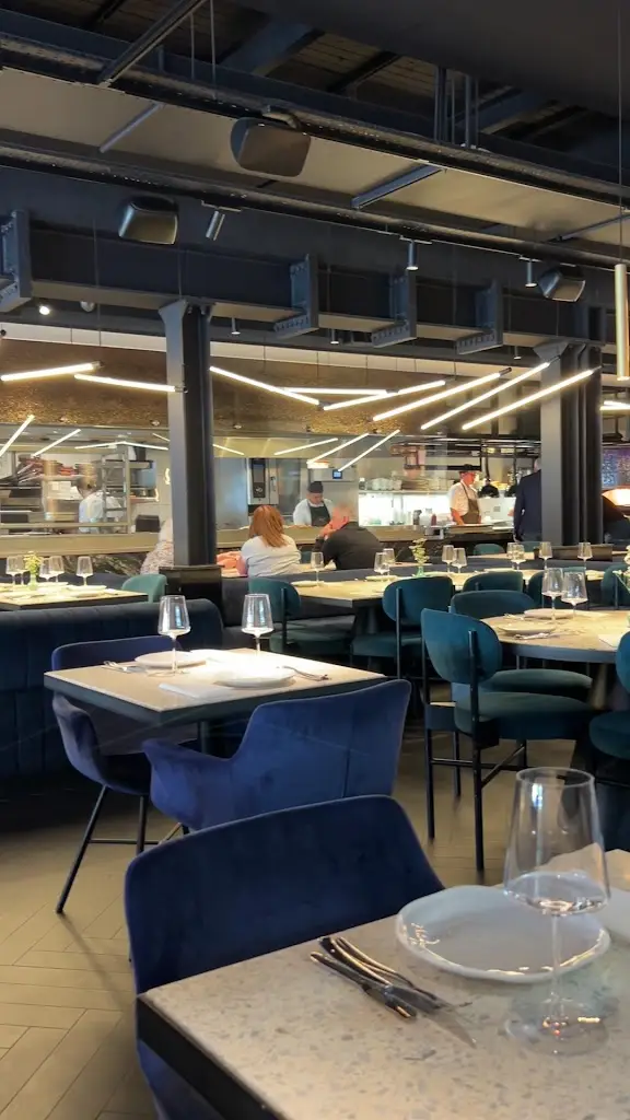 William W_Skewd Cockfosters_Barnet_recensione