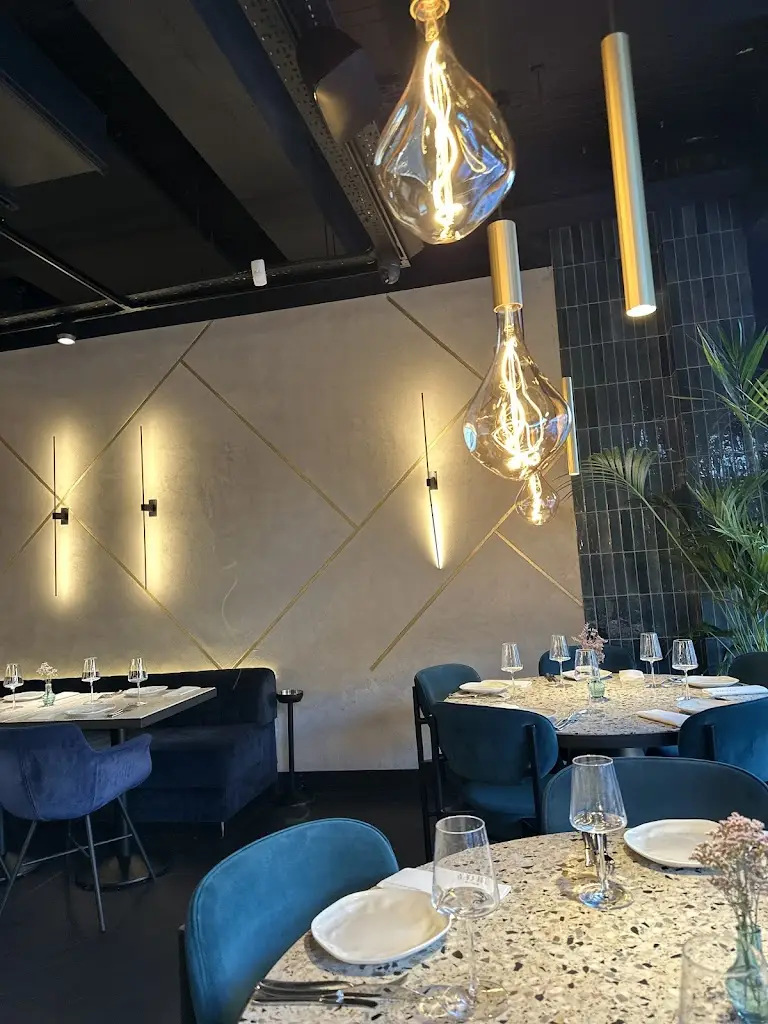 Skewd Cockfosters_Barnet_slider_image_3