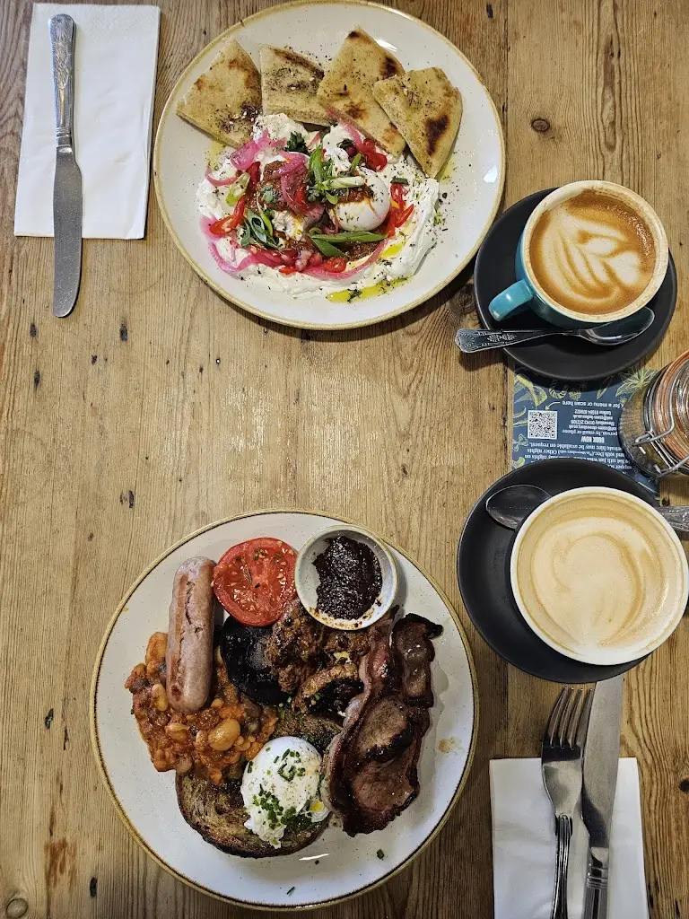 CSONS_Ludlow_slider_image_3