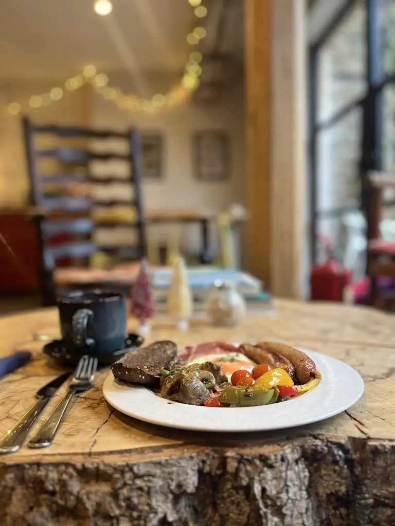 Menu_Kin Kitchen_Ludlow_image_6