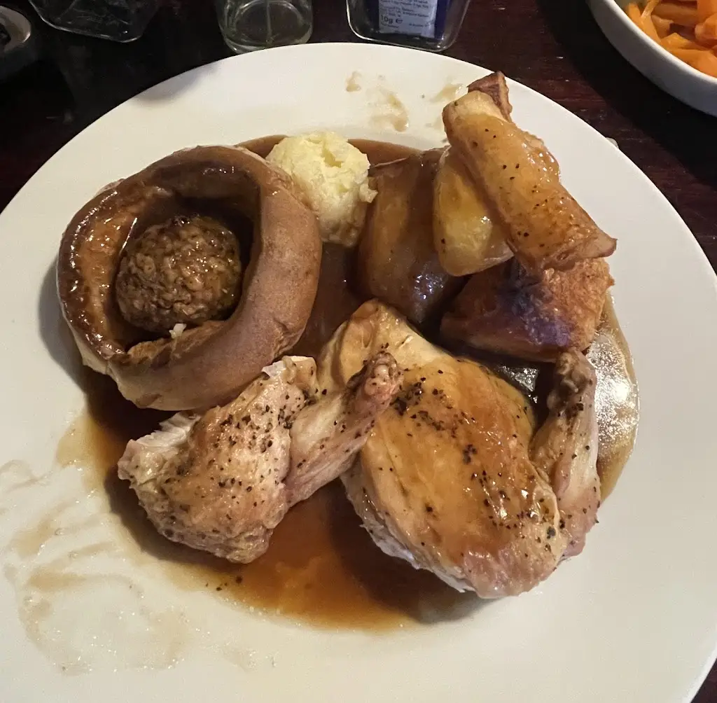 Gary J_The Queens Head_Ludgershall_review