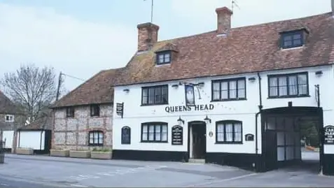 The Queens Head_Ludgershall_slider_image_3