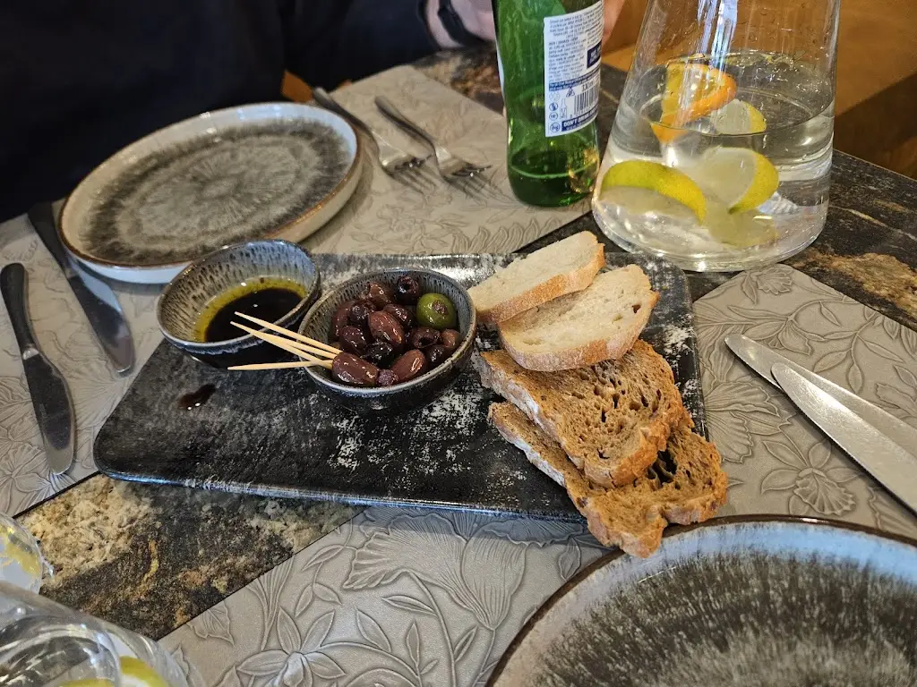 Marc Berry_L'ARTE Cockfosters_Barnet_review